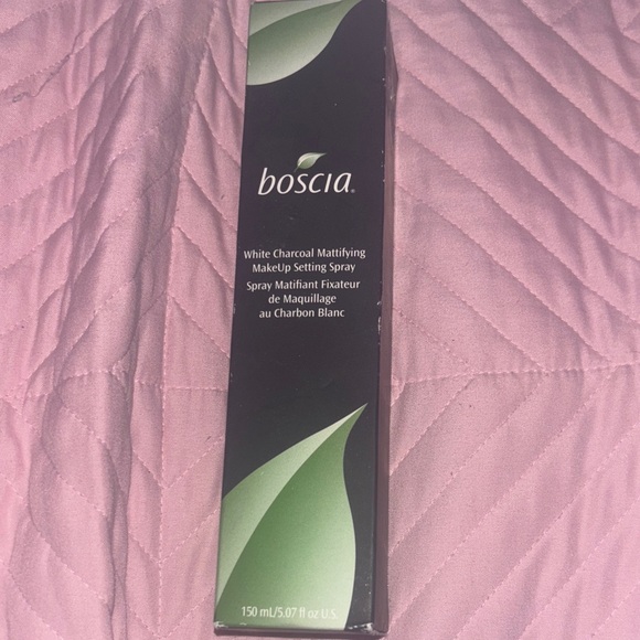 Boscia Charcoal Setting Spray in Black and Green - Picture 1 of 1